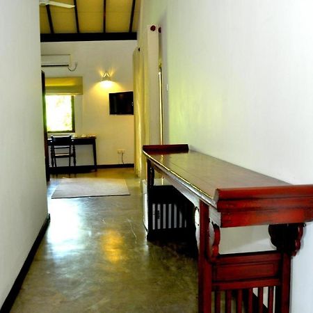 Roman Lake Ayurveda Boutique Resort Ahungalla Bagian luar foto
