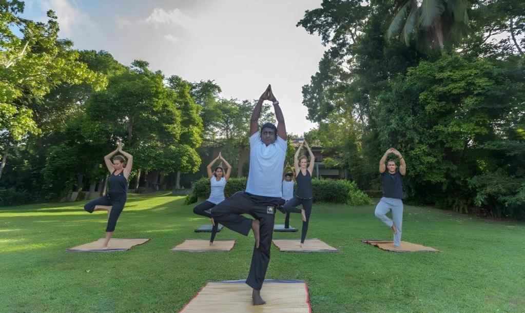Roman Lake Ayurveda Boutique Resort Ahungalla Bagian luar foto